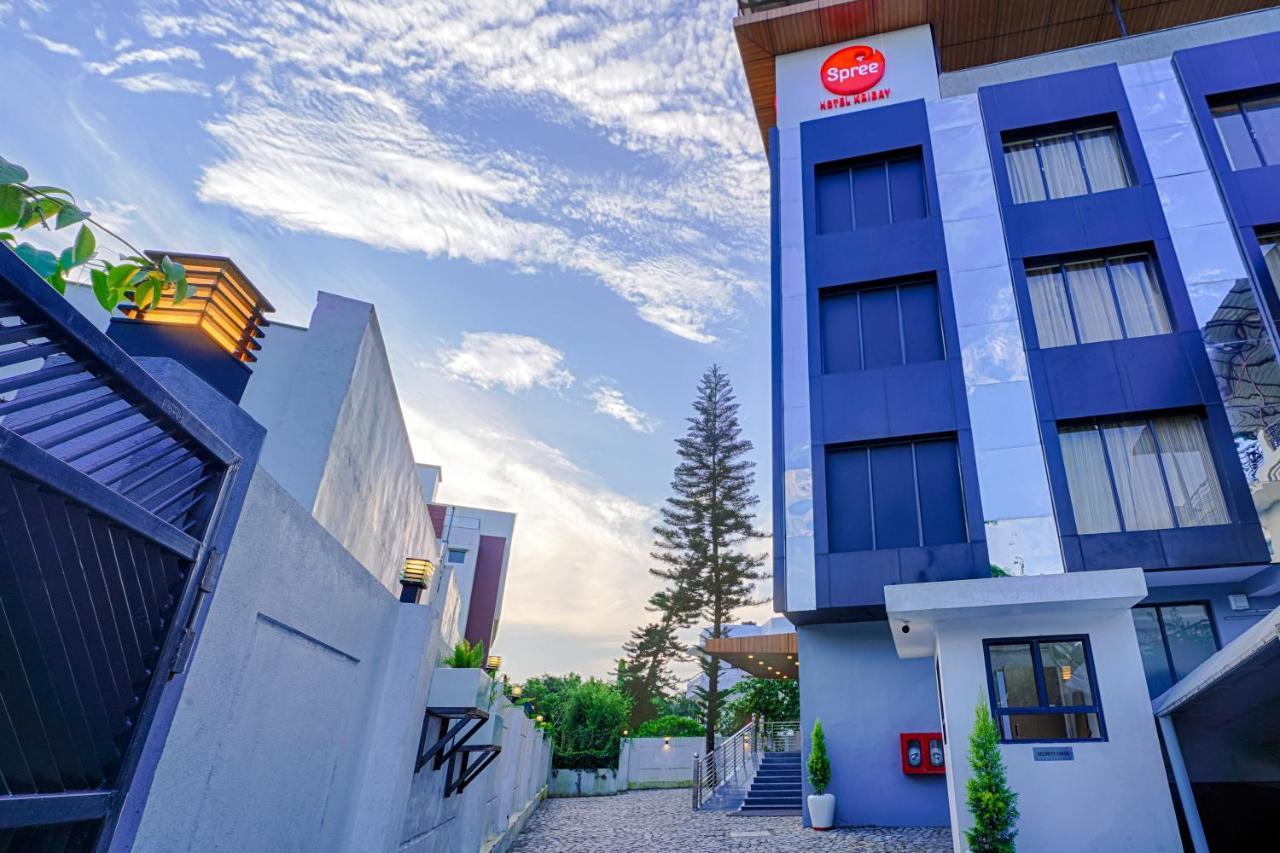 Spree Hotel Kriday Дехрадун Екстериор снимка
